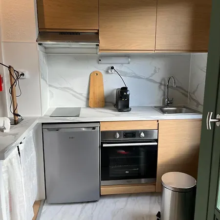 Mignon Petit 25m2 Avec Balcon Et Parking Face Depart Pistes ! Demi-Quartier
