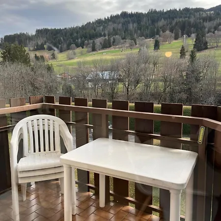 Apartment Mignon Petit 25m2 Avec Balcon Et Parking Face Depart Pistes !